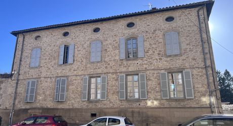 EXCLUSIVITÉ - Immeuble de rapport à Figeac – Idéal investisseurs !