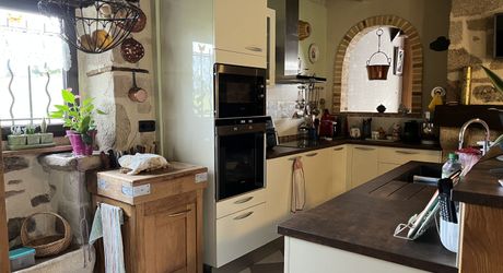 EXCLUSIVITÉ - Maison ancienne avec dépendance - SECTEUR LATRONQUIERE