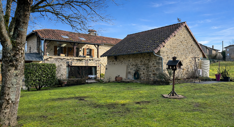 EXCLUSIVITÉ - Maison ancienne avec dépendance - SECTEUR LATRONQUIERE
