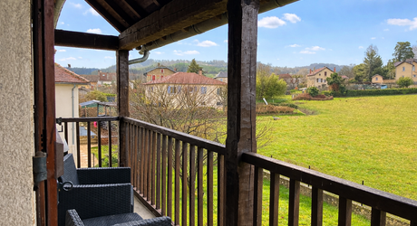 SECTEUR SAINT-CÉRÉ - Maison d'habitation rénovée de 147 m²