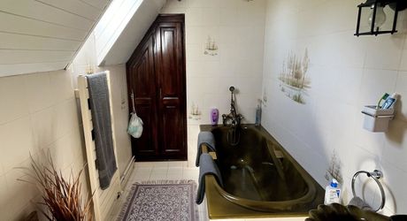 SECTEUR CAJARC - Maison de caractère en pierre avec garage, grand terrain, piscine et jacuzzi