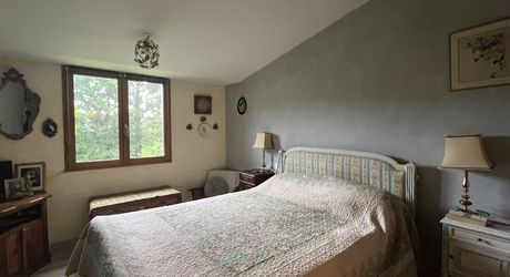 SECTEUR LACAPELLE-MARIVAL - Maison quercynoise de 205 m² avec piscine et terrain de 4.5 hectares