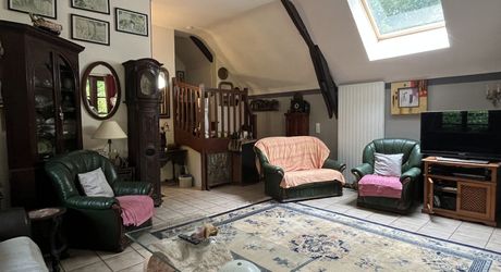 SECTEUR LACAPELLE-MARIVAL - Maison quercynoise de 205 m² avec piscine et terrain de 4.5 hectares