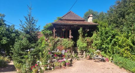 SECTEUR LACAPELLE-MARIVAL - Maison quercynoise de 205 m² avec piscine et terrain de 4.5 hectares
