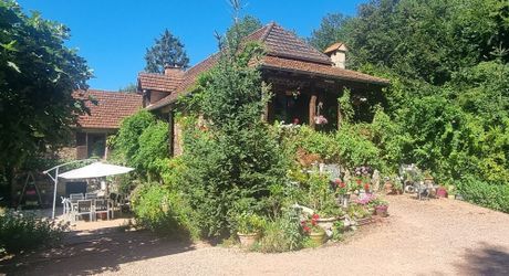 SECTEUR LACAPELLE-MARIVAL - Maison quercynoise de 205 m² avec piscine et terrain de 4.5 hectares