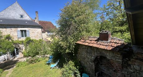 SECTEUR LACAPELLE-MARIVAL – Ensemble de charme avec gîte, chambres d’hôtes et grange – 282 m²