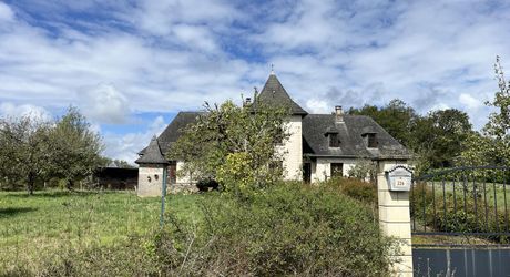 Maison périgourdine de 130m², au coeur de la campagne isolée.