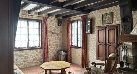 Maison périgourdine de 130m², au coeur de la campagne isolée.