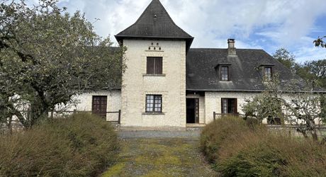 Maison périgourdine de 130m², au coeur de la campagne isolée.
