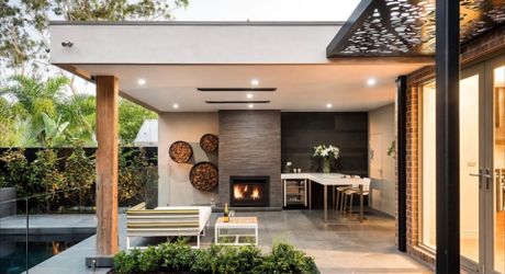 Spacieux terrain de 1,6 hectares dont environ 4300 m² constructibles à proximité des commodités en Dordogne. Eau et électricité.