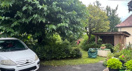  A Montignac-Lascaux, maison de plain pied avec jardin dans le centre de MONTIGNAC.