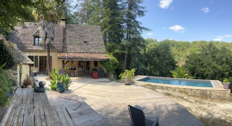 Old Perigordine Farm house with land