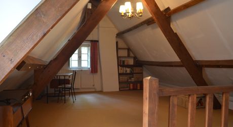 In Périgord Noir, on the heights at 10 mn from Montignac, stone house on 4 hectares in a wooded environment, without close neighbours.