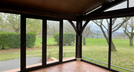 En Périgord Noir, sur les hauteurs de TAMNIES, maison de 120 m² située au calme avec jolie vue.