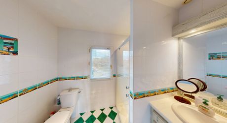 En Périgord Noir, Maison contemporaine avec piscine et superbe terrain arboré dans un environnement calme et tranquille. 