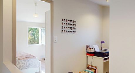 En Périgord Noir, maison sur 4000 m² de terrrain, située à 5 minutes de Montignac-Lascaux en direction de Sarlat, sur les hauteurs, au calme en bout de hameau.