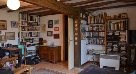 Fermette à rénover sur les hauteurs du charmant village de La Cassagne en Périgord Noir. Jardin de 2000 m². 