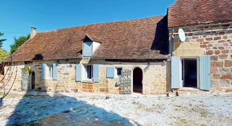 Région de Hautefort, Propriété de caractère, en campagne et sans voisin. Maison d'amis et piscine. 