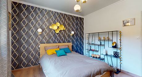 Maison contemporaine 275 m² avec piscine à Terrasson-Lavilledieu sur environ 5000 m² de terrain.