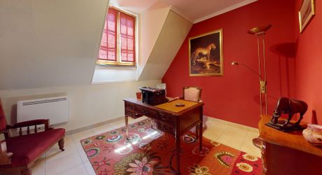 Maison contemporaine 275 m² avec piscine à Terrasson-Lavilledieu sur environ 5000 m² de terrain.