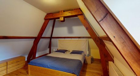 Ancienne ferme périgourdine rénovée sur 15 hectares à 6 kilomètres de Sarlat.