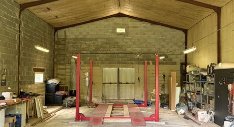 Ancienne ferme périgourdine rénovée sur 15 hectares à 6 kilomètres de Sarlat.
