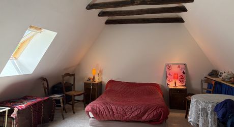Propriété sur 2 hectares située dans un très beau cadre de campagne, à moins de 10 minutes de Sarlat.