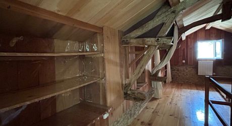 Périgord Noir, maison au coeur d'un hameau, proche commerces et sites touristiques.