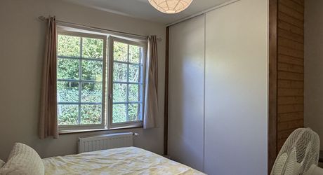 A MONTIGNAC, maison avec gîte sur terrain de 500 m² avec piscine hors-sol.