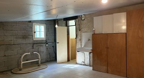 A quiet house situated 2 minutes from the centre of Montignac-Lascaux.