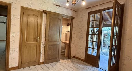 A quiet house situated 2 minutes from the centre of Montignac-Lascaux.