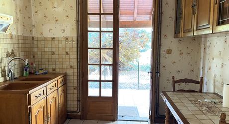 A quiet house situated 2 minutes from the centre of Montignac-Lascaux.