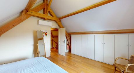 Magnifique maison de vacances avec cour et piscine.