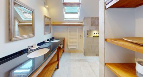 Magnifique maison de vacances avec cour et piscine.