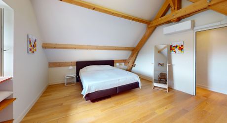 Magnifique maison de vacances avec cour et piscine.