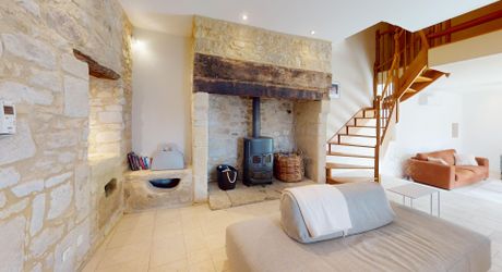 Magnifique maison de vacances avec cour et piscine.