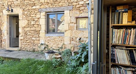 Maison de village authentique rénovée avec cour. 