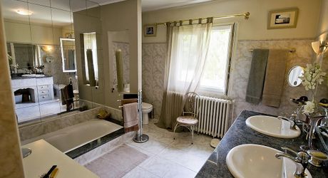 Région BELVES - Maison de caractère avec gîtes et 2 piscines