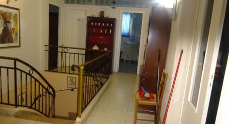Prayssac centre , maison de 150 m² habitables.