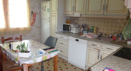 Prayssac centre , maison de 150 m² habitables.