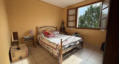 Proche Cahors, maison 5 chambres avec terrain de 3770m² 