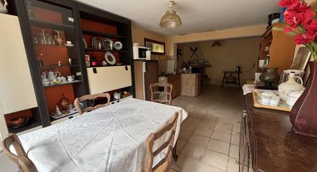 Proche Cahors, maison 5 chambres avec terrain de 3770m² 