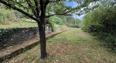 Proche Cahors, maison 5 chambres avec terrain de 3770m² 