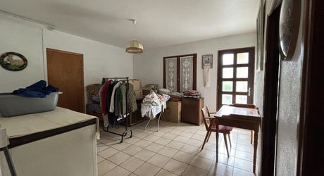 Proche Cahors, maison 5 chambres avec terrain de 3770m² 