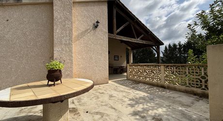 Proche Cahors, maison 5 chambres avec terrain de 3770m² 