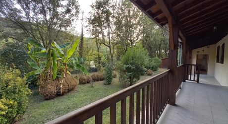Région CAHORS  EST -  Maison  6 pièces avec jardin et garage