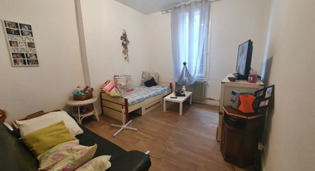 Cahors, centre ville, immeuble de rapport