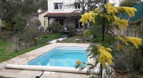 Cahors maison centre-ville avec garage jardin et piscine
