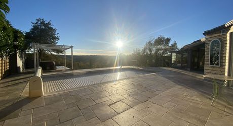 PRADINES, DOUBLE-MAISON AVEC VUE SUR LA VALLEE 
