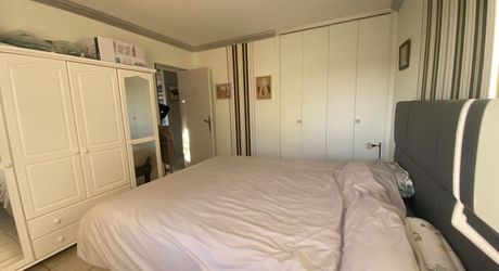 PRADINES, DOUBLE-MAISON AVEC VUE SUR LA VALLEE 